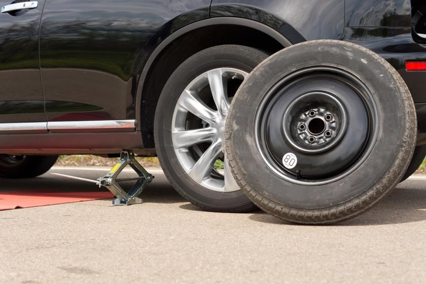what to do when you have a flat tire